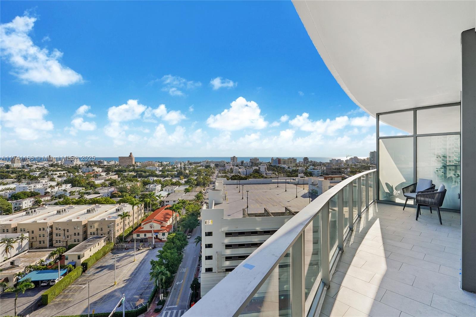 500 Alton Road 1506, Miami Beach, Miami-Dade County, Florida - 1 Bedrooms  
2 Bathrooms - 