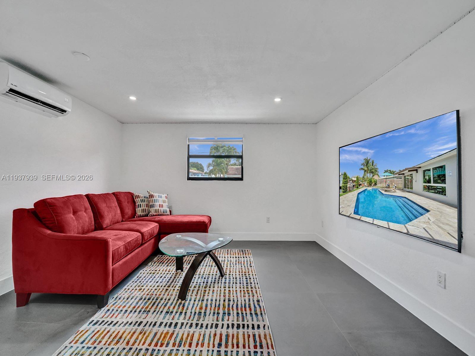 SOUTH NEW RIVER ISLES SEC - Residential