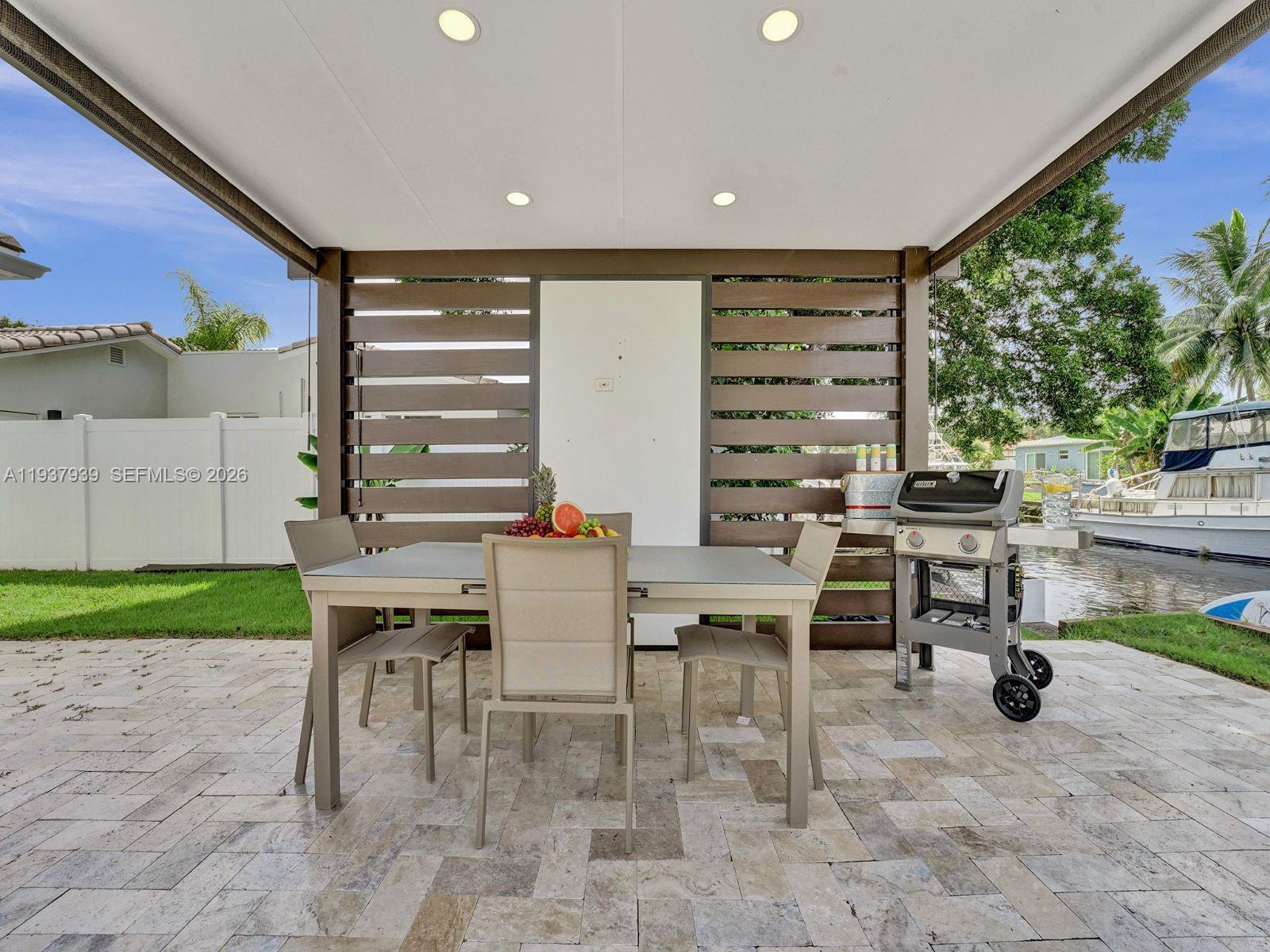 SOUTH NEW RIVER ISLES SEC - Residential