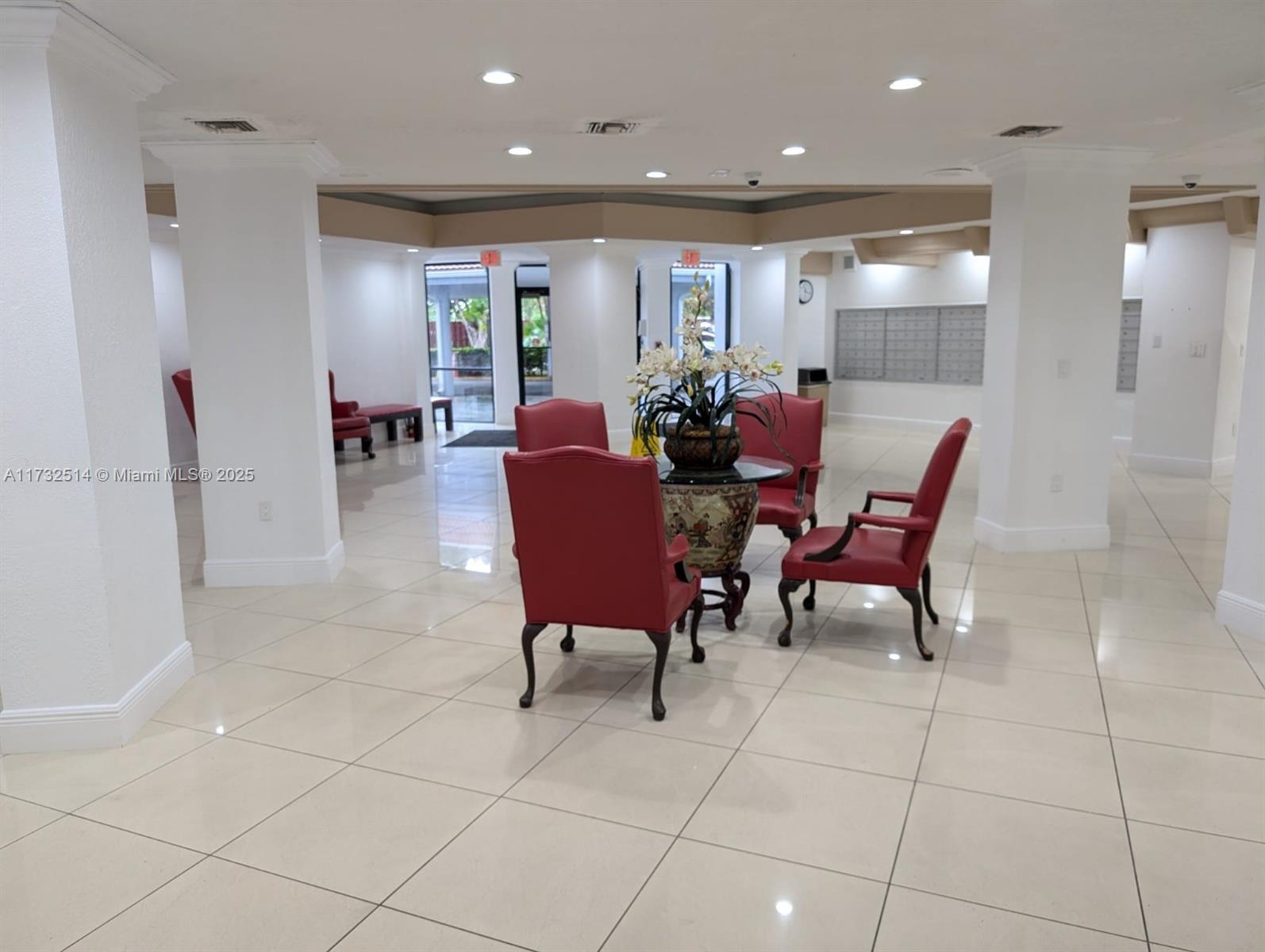 WILSHIRE CONDO - Residential