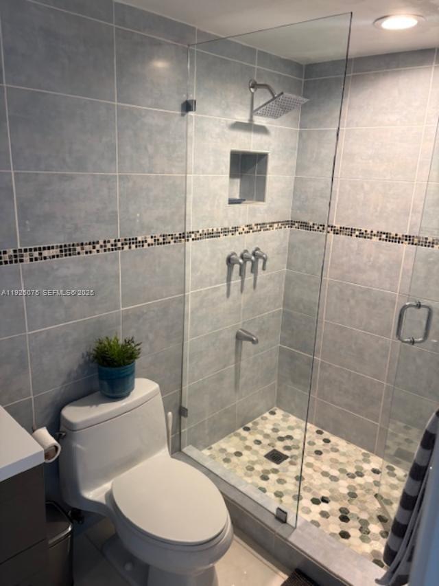 MANATEE CONDO - Residential Lease