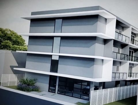 6220 NE Miami Pl Miami FL 33138