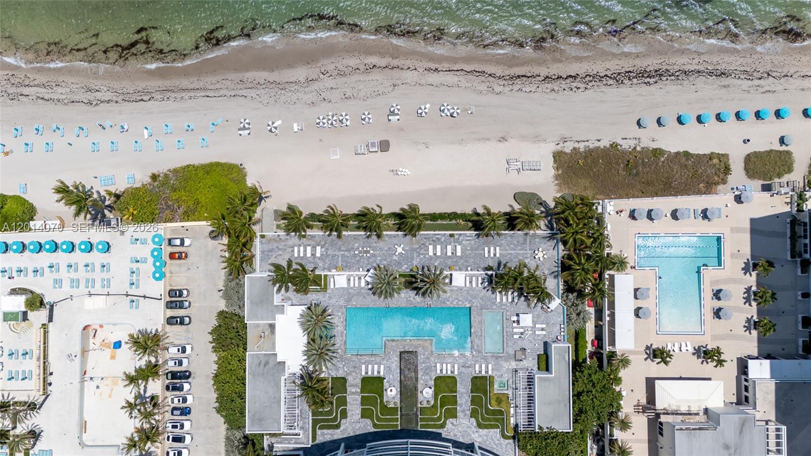 2711 HOLLYWOOD BEACH COND - Residential