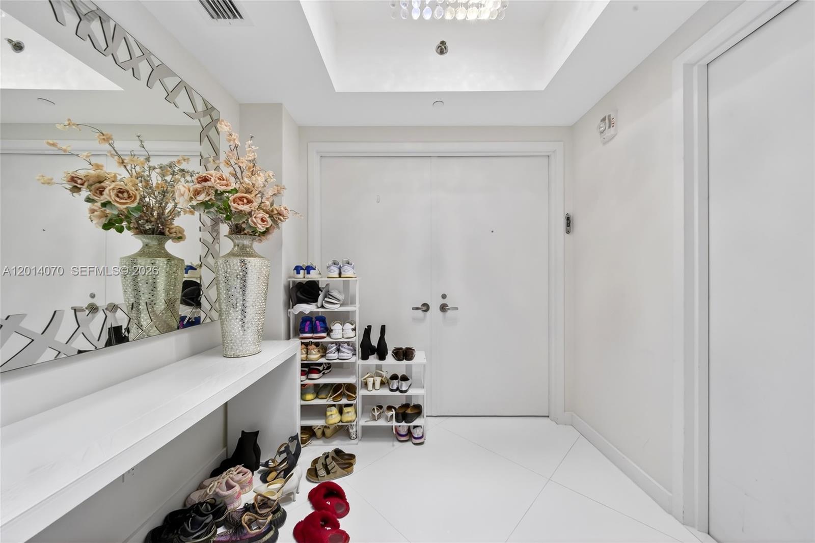 2711 HOLLYWOOD BEACH COND - Residential