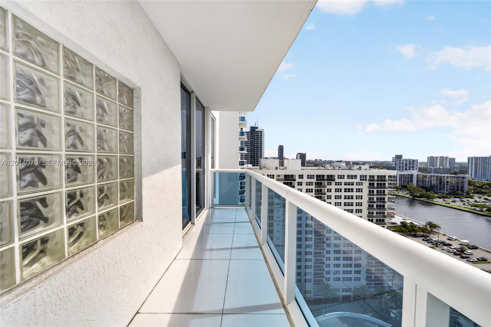 2711 HOLLYWOOD BEACH COND - Residential