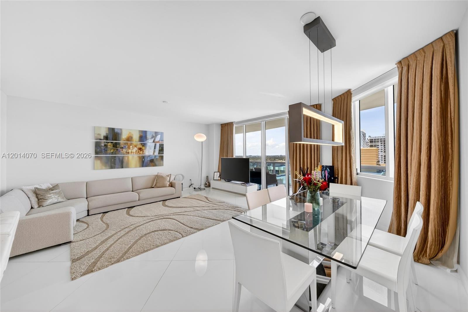 2711 HOLLYWOOD BEACH COND - Residential