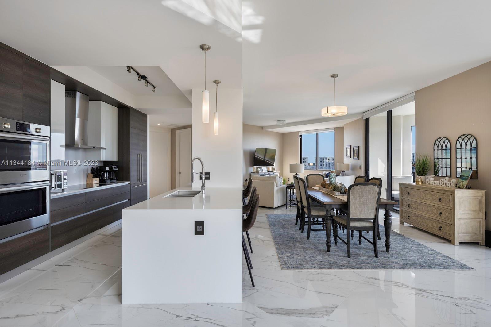 MERRICK MANOR CONDO - Residential