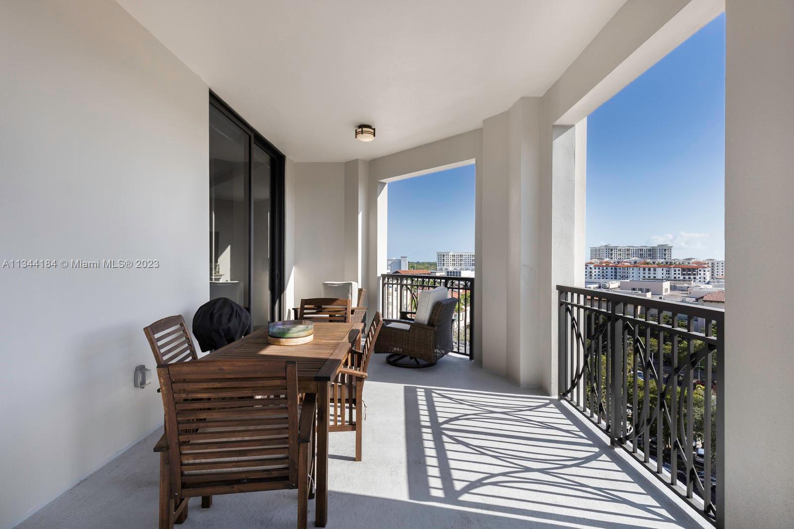 MERRICK MANOR CONDO - Residential