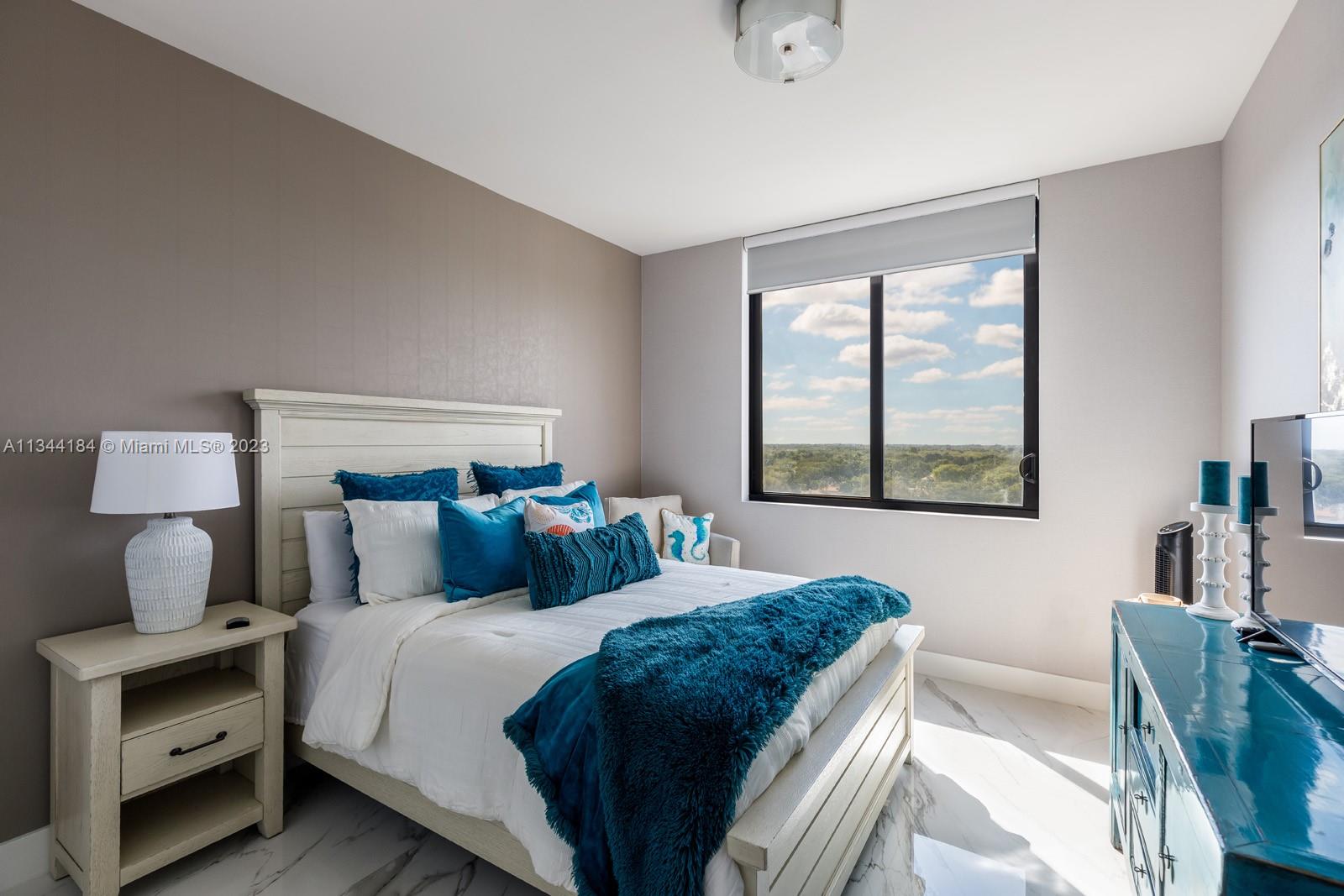 MERRICK MANOR CONDO - Residential