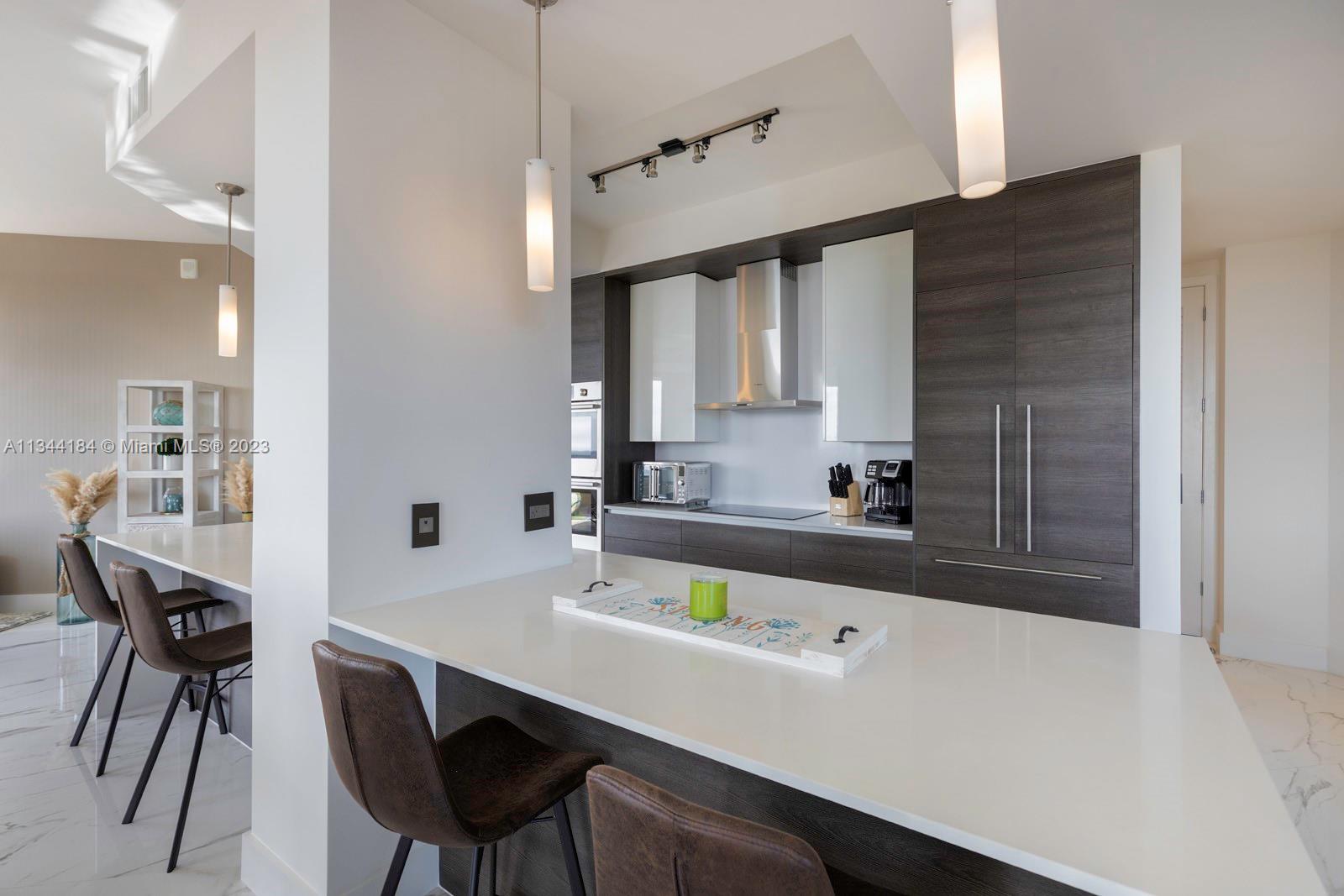 MERRICK MANOR CONDO - Residential