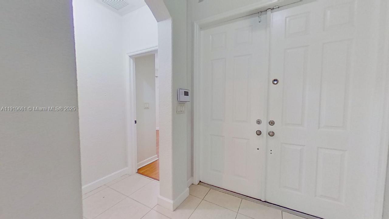 DORAL ISLES NORTH SEC ONE - Residential Lease