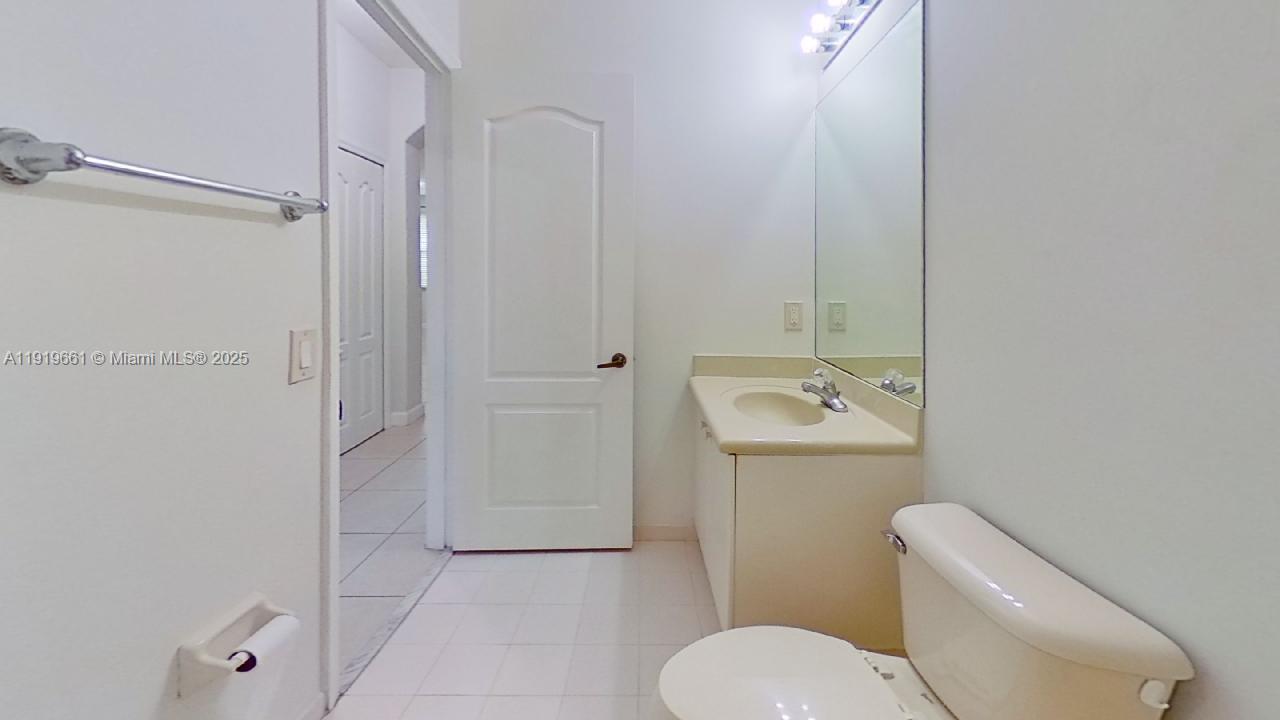 DORAL ISLES NORTH SEC ONE - Residential Lease