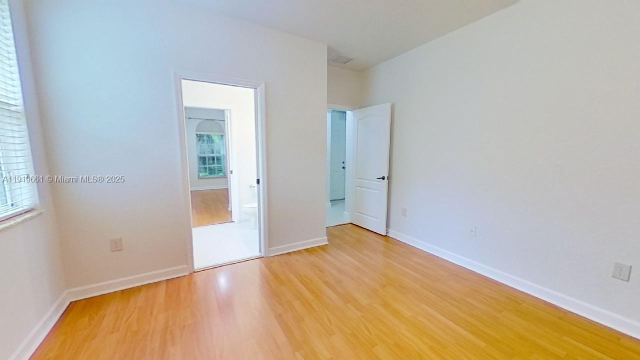 DORAL ISLES NORTH SEC ONE - Residential Lease