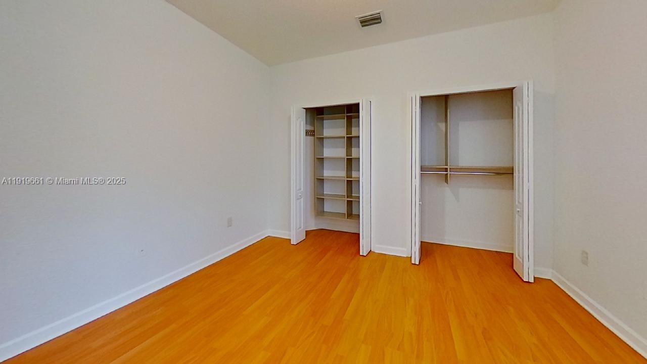 DORAL ISLES NORTH SEC ONE - Residential Lease