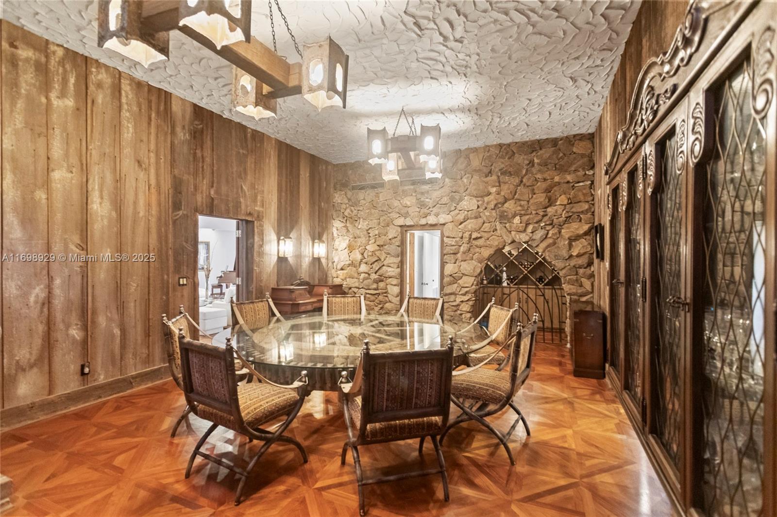 SAN SOUCI ESTATES - Residential