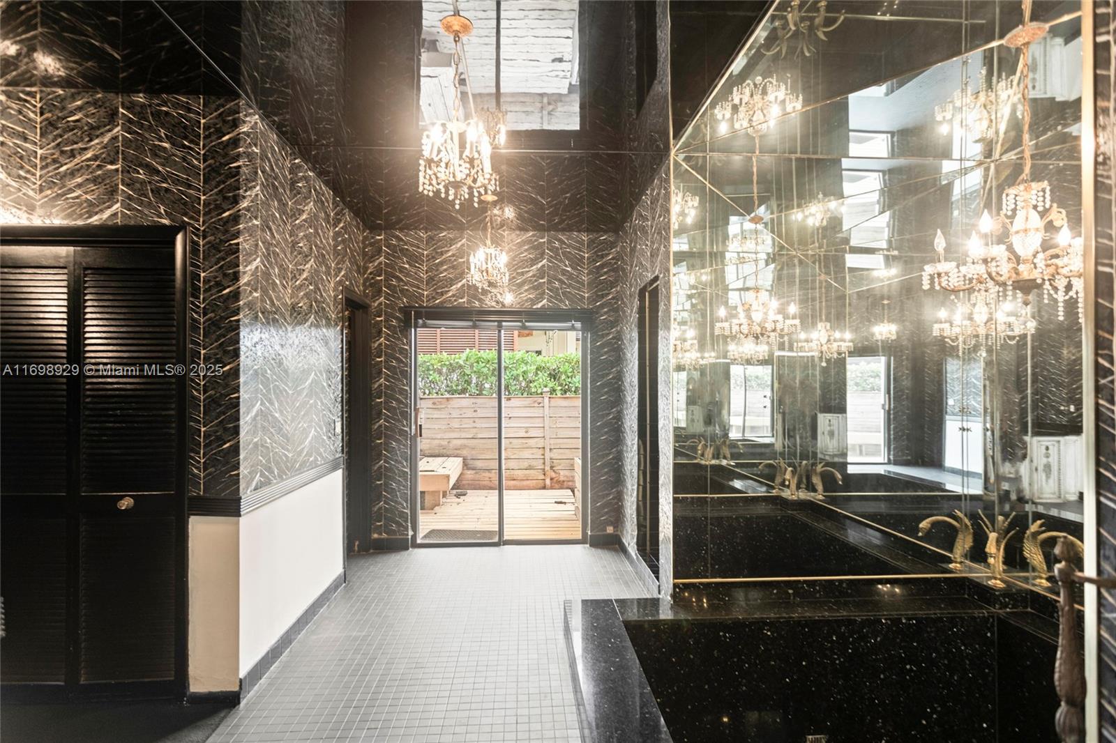 SAN SOUCI ESTATES - Residential