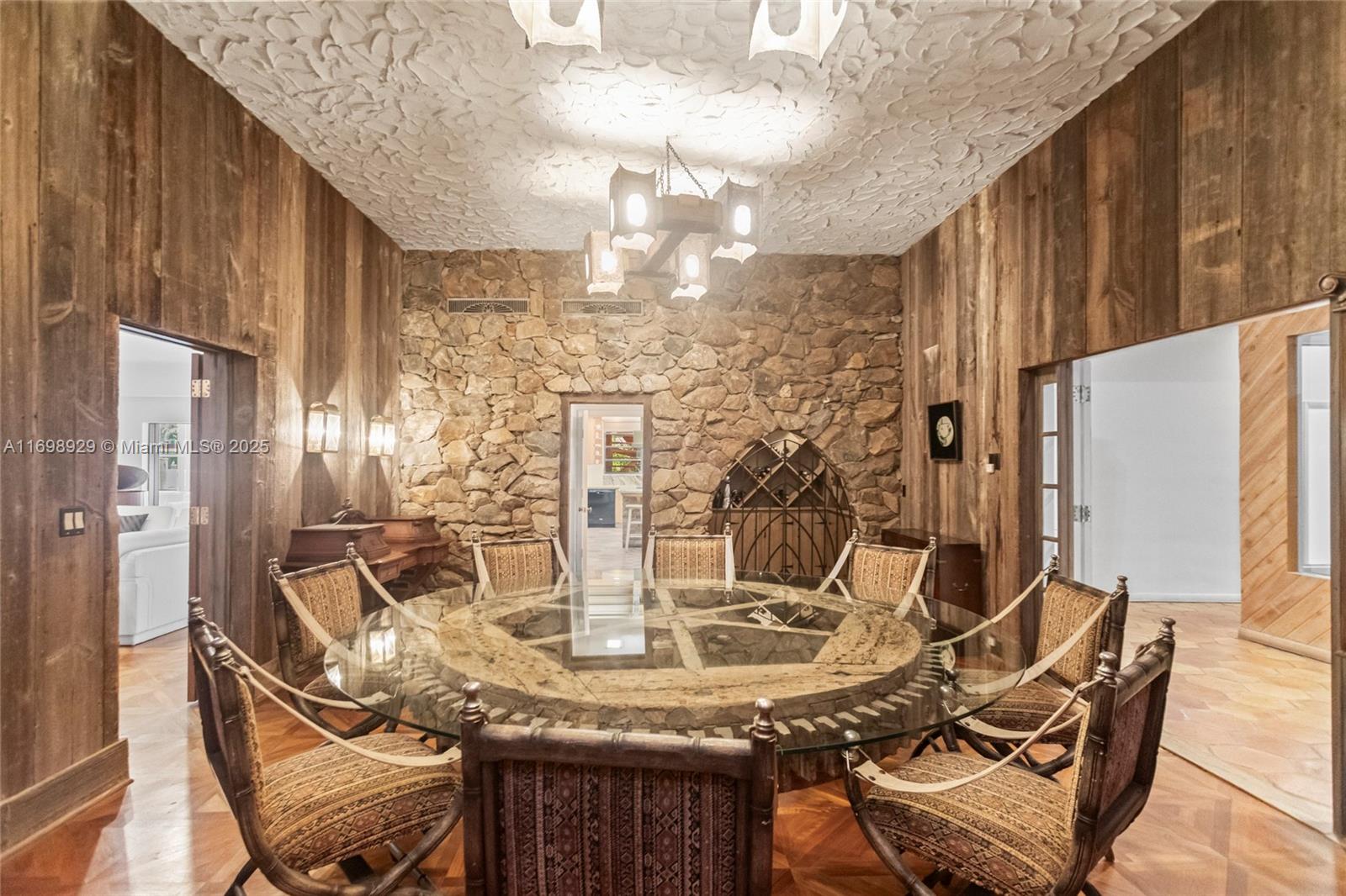 SAN SOUCI ESTATES - Residential