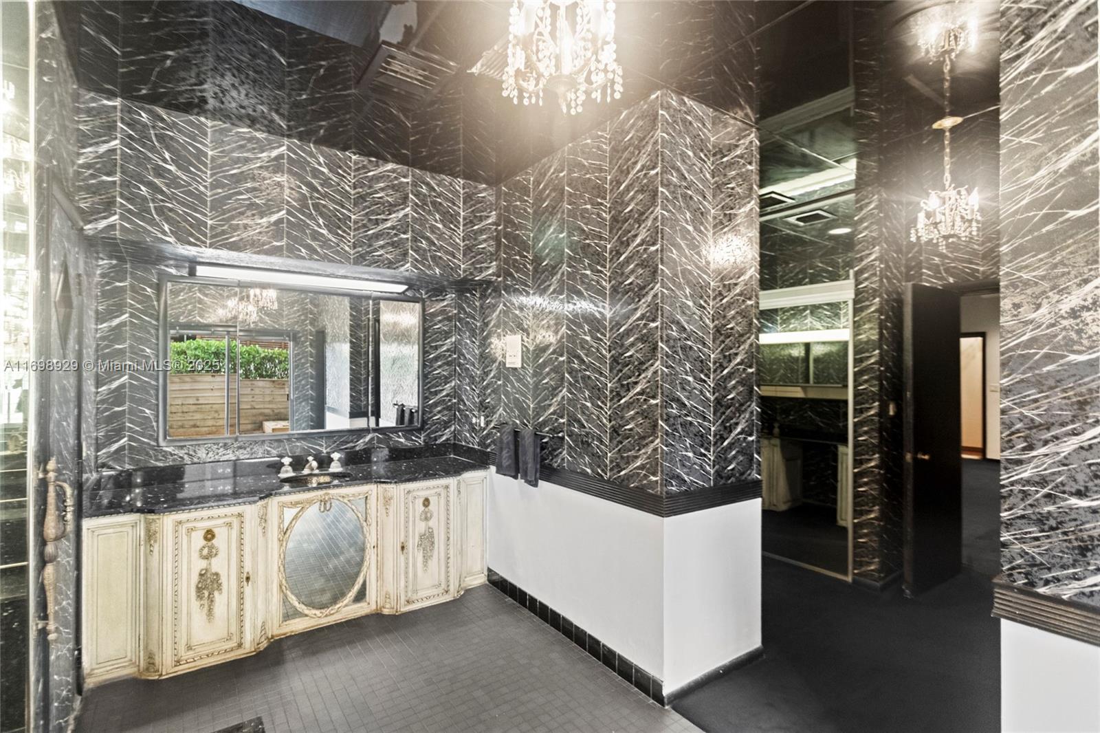 SAN SOUCI ESTATES - Residential