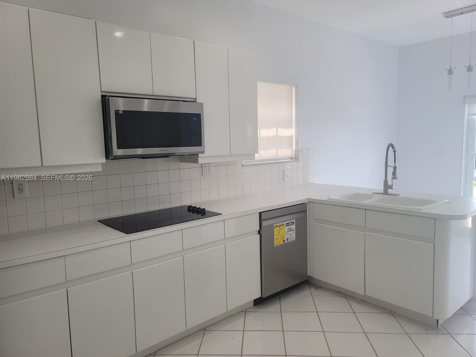 THE POINT - Residential Lease