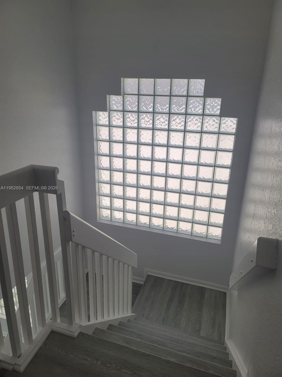 THE POINT - Residential Lease