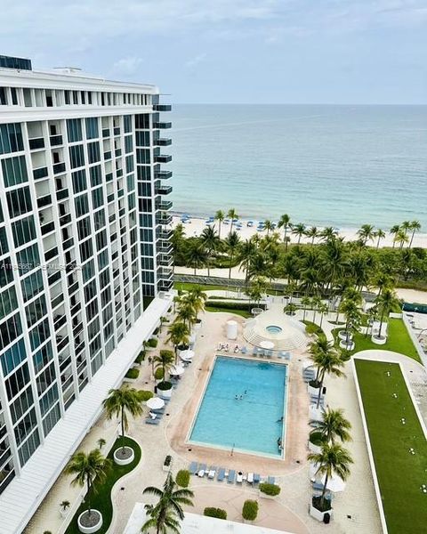 10275 Collins Ave 1520 Bal Harbour FL 33154