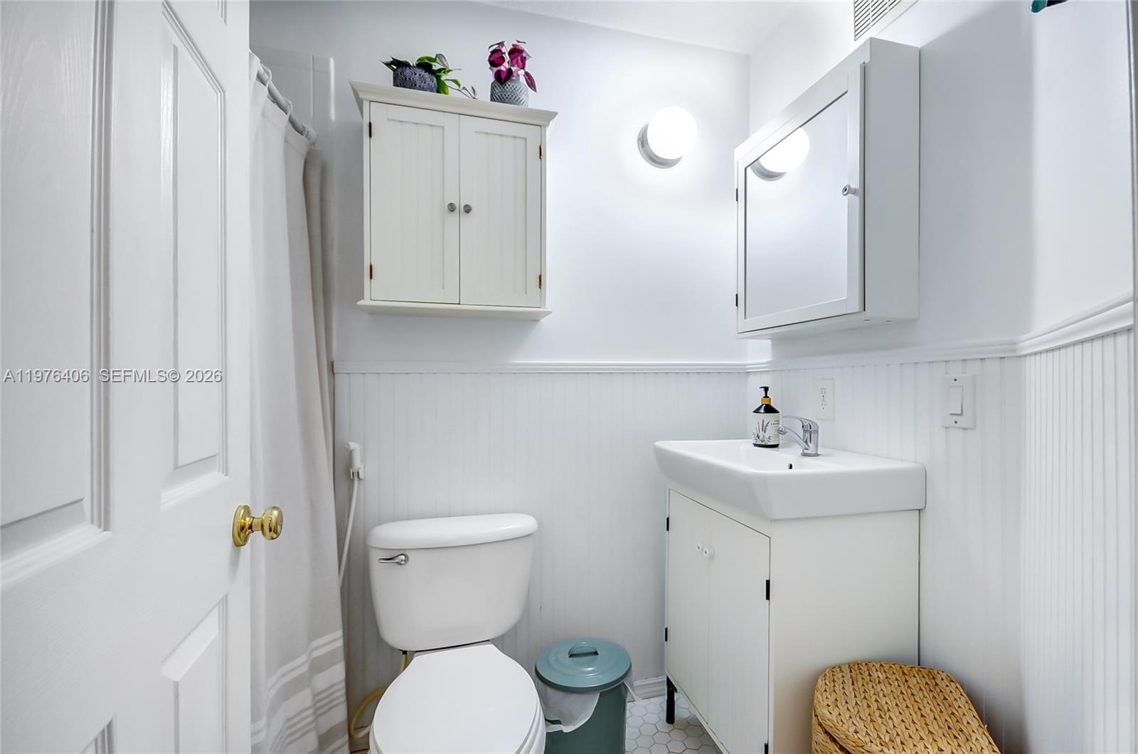 LAS BRISAS AT DORAL CONDO - Residential