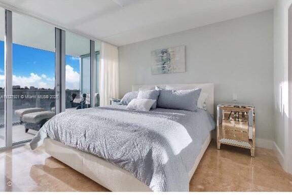 PELORO CONDO - Residential