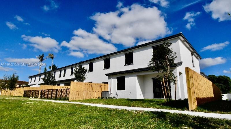 DANIA PRESERVE - Residential Lease