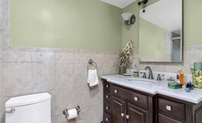 MEADOWBROOK LAKES CONDO - Residential