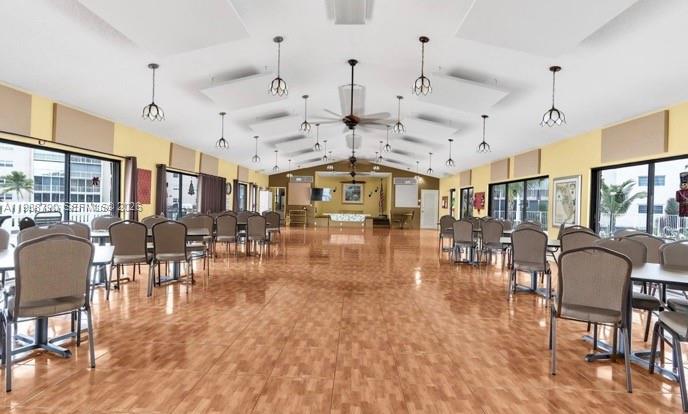 MEADOWBROOK LAKES CONDO - Residential