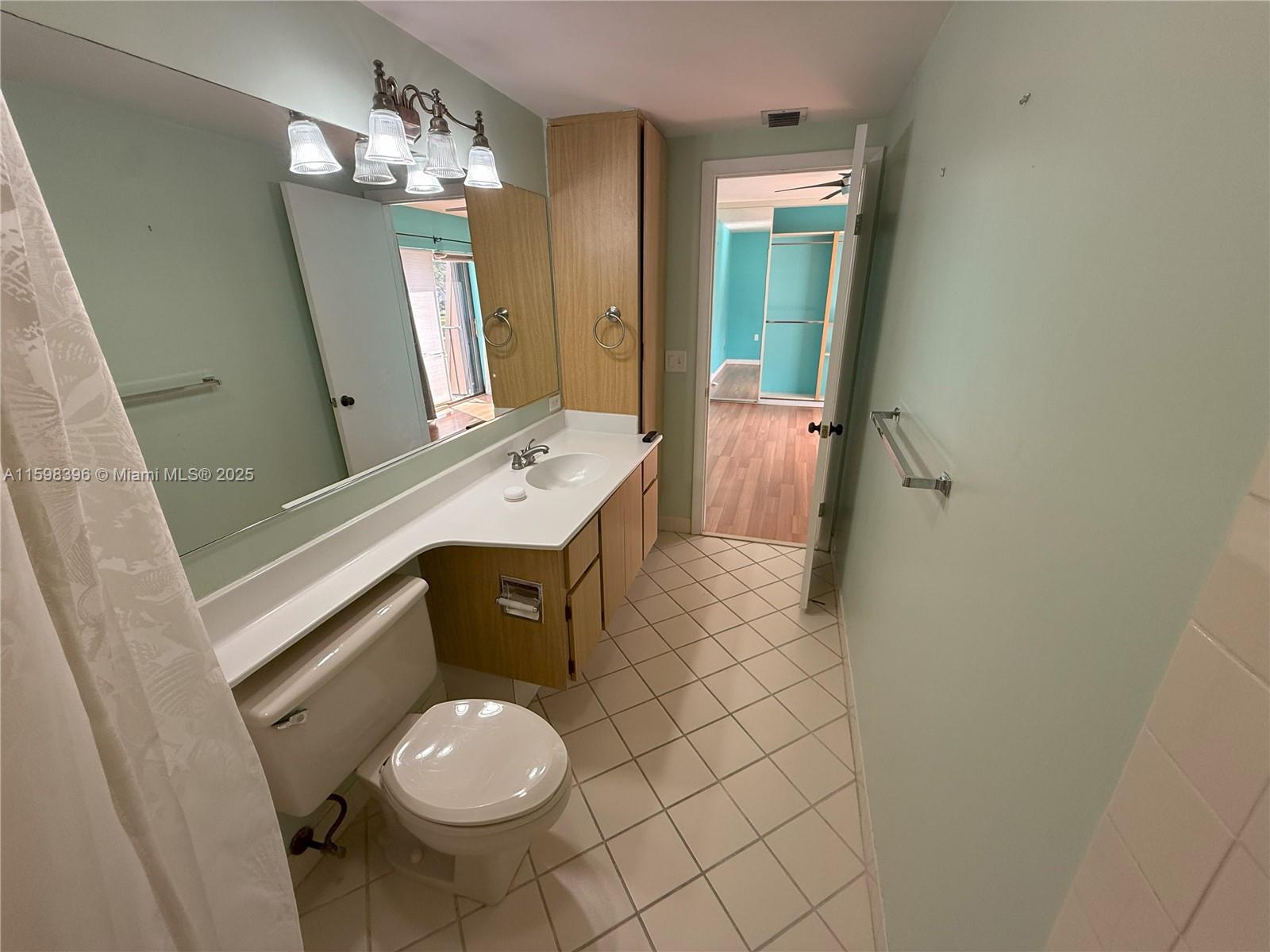 VILLAGE OF SANDALWOOD LAK - Residential