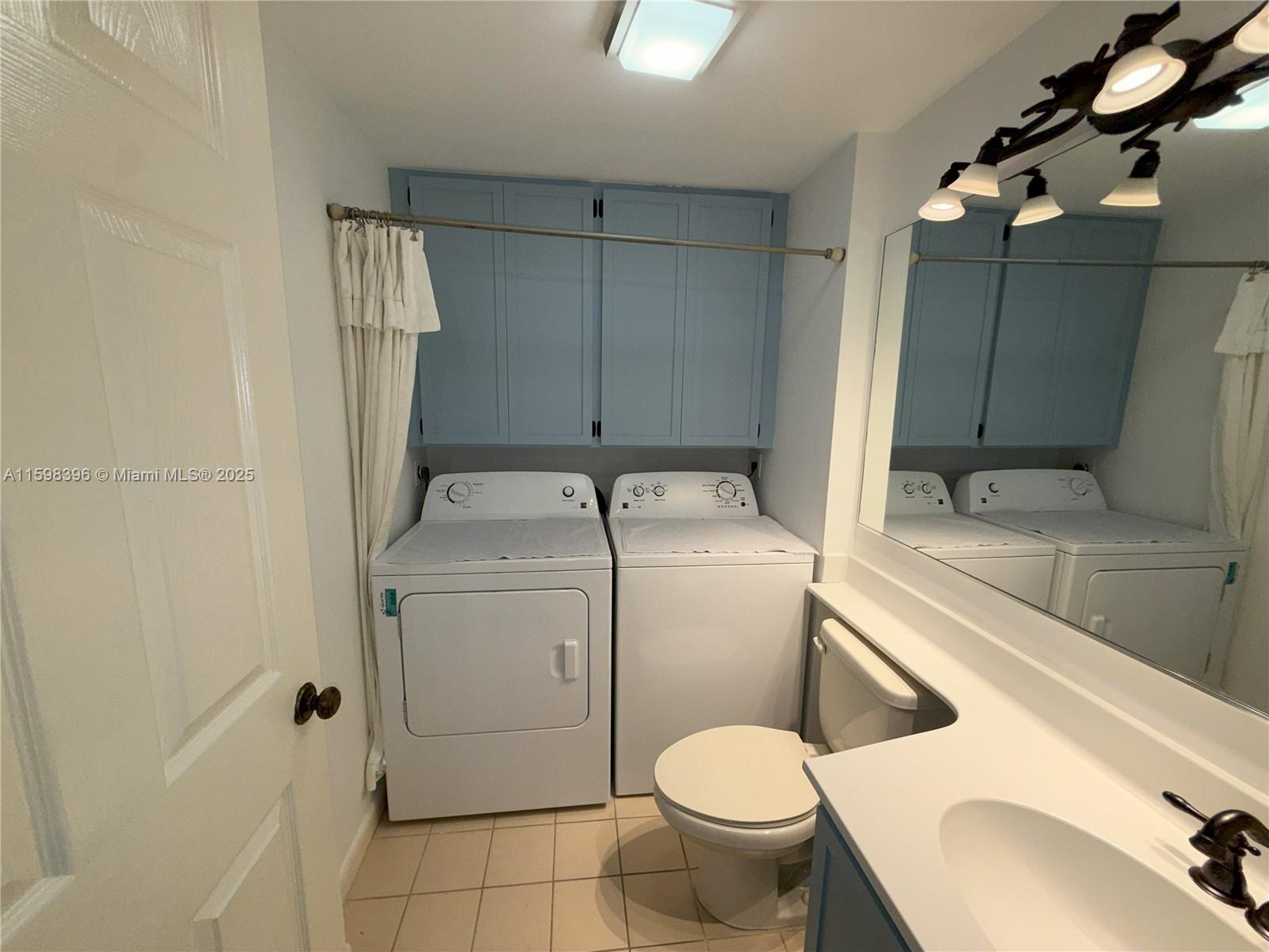 VILLAGE OF SANDALWOOD LAK - Residential