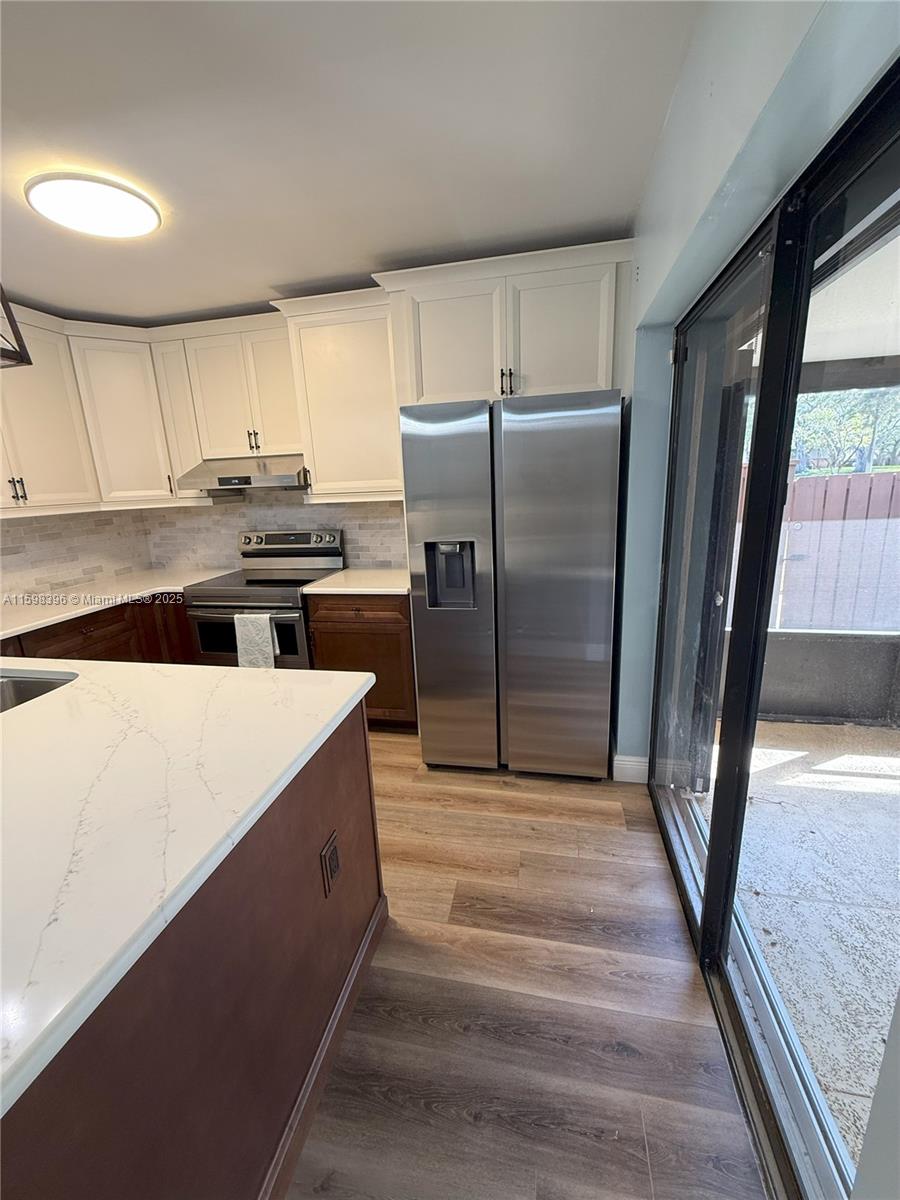 VILLAGE OF SANDALWOOD LAK - Residential