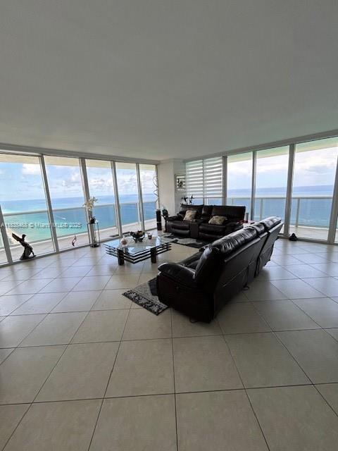 1830 S Ocean Dr 4501