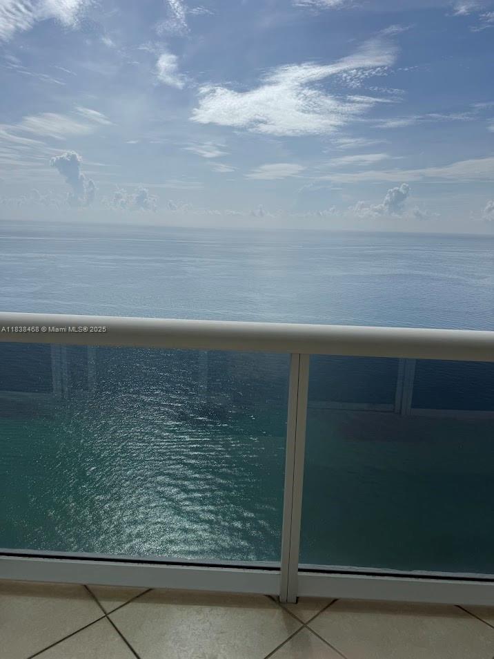 BEACH CLUB TWO CONDO - Residential