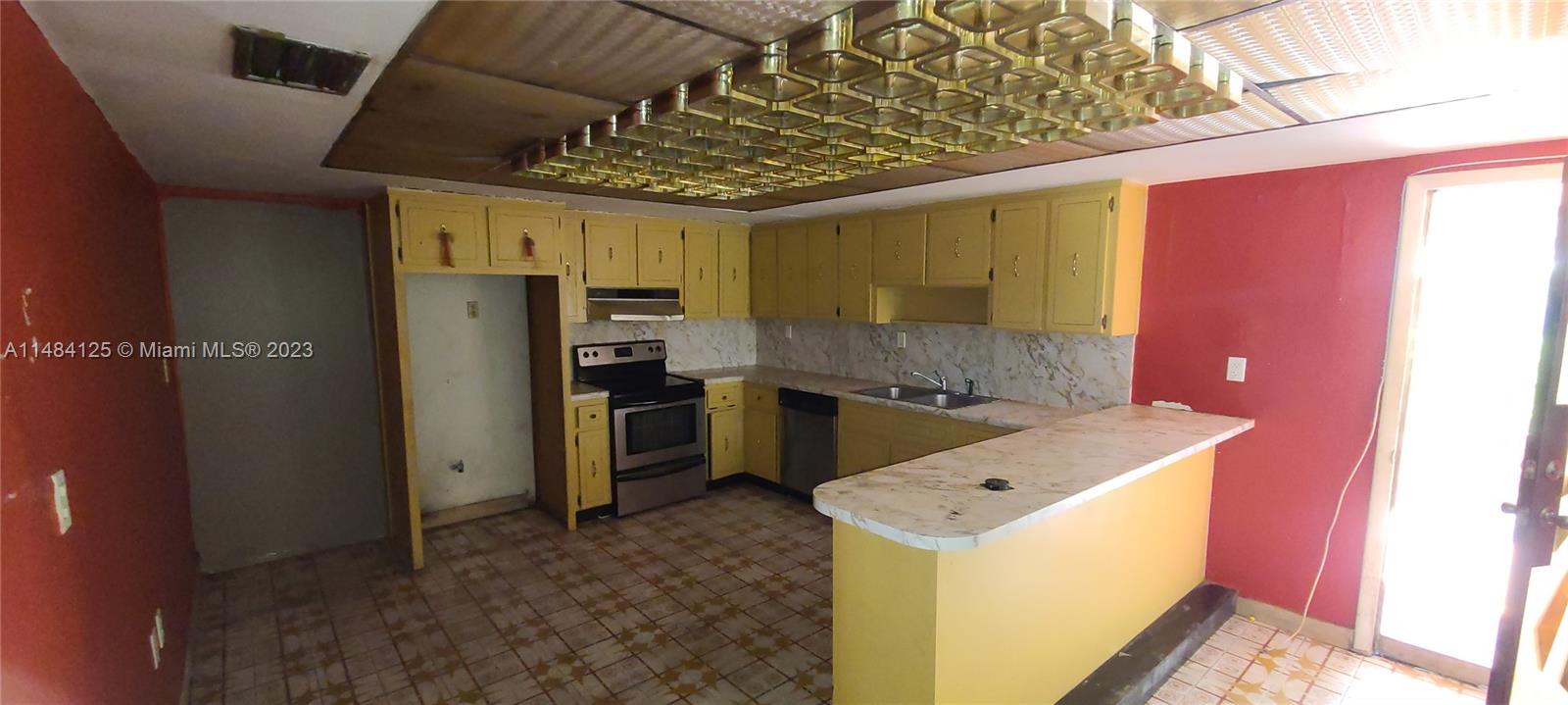 EDENHOLME GARDENS - Residential