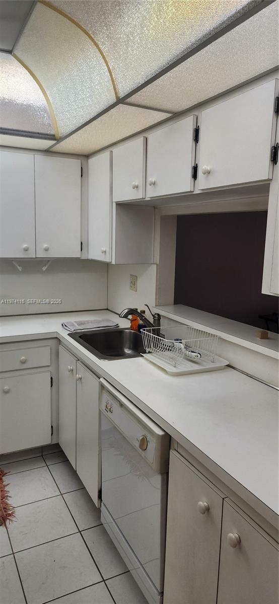 COLONY POINT 3 CONDO - Residential