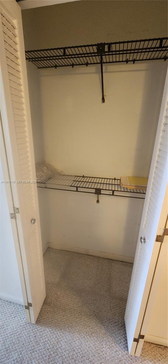 COLONY POINT 3 CONDO - Residential