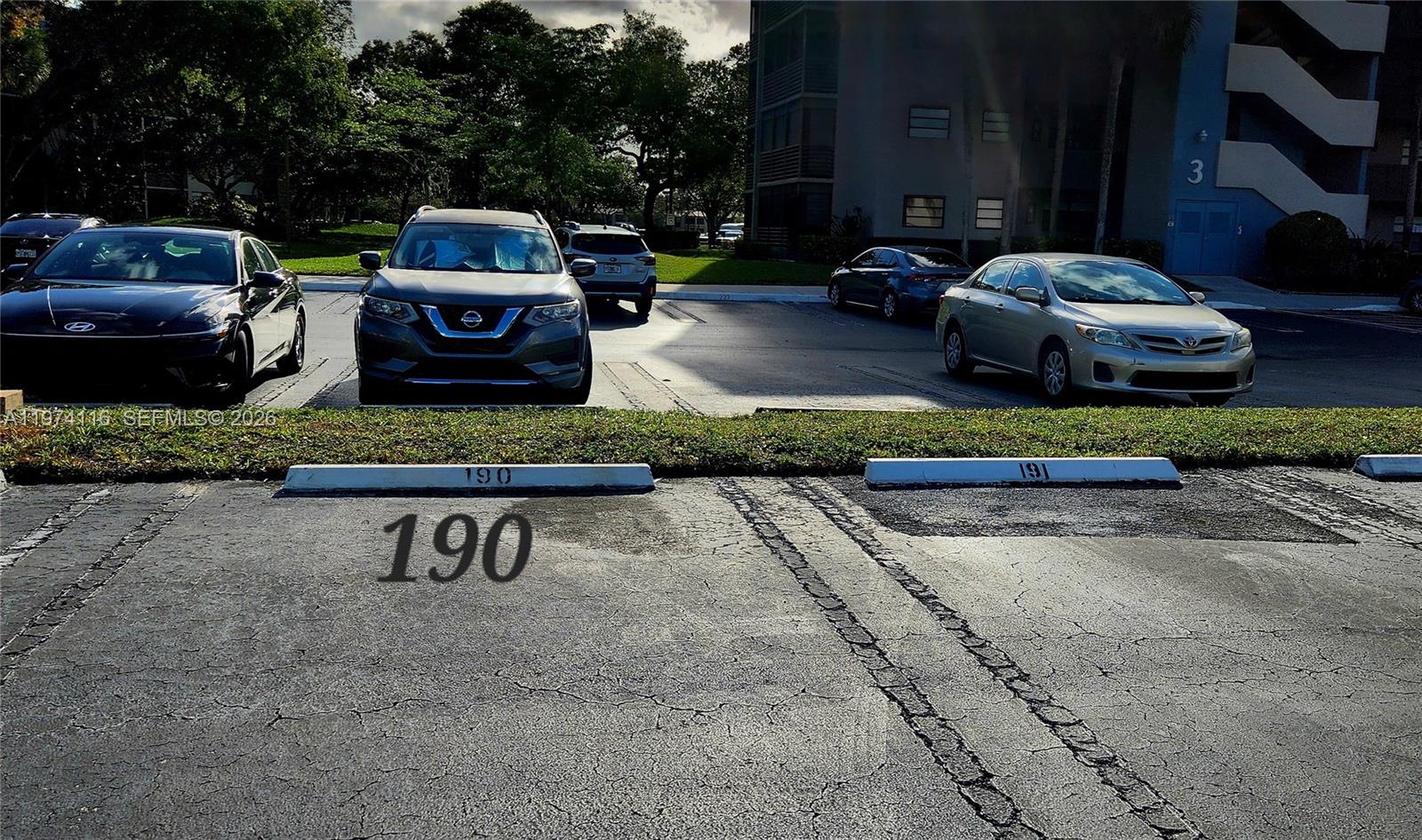 COLONY POINT 3 CONDO - Residential