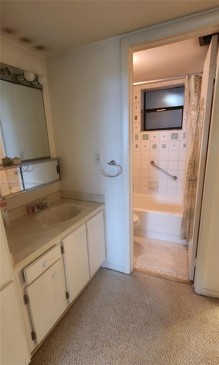 COLONY POINT 3 CONDO - Residential