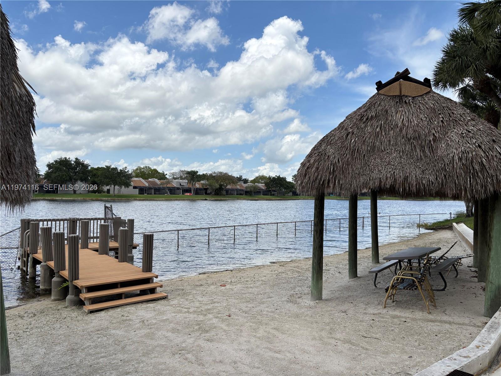 COLONY POINT 3 CONDO - Residential