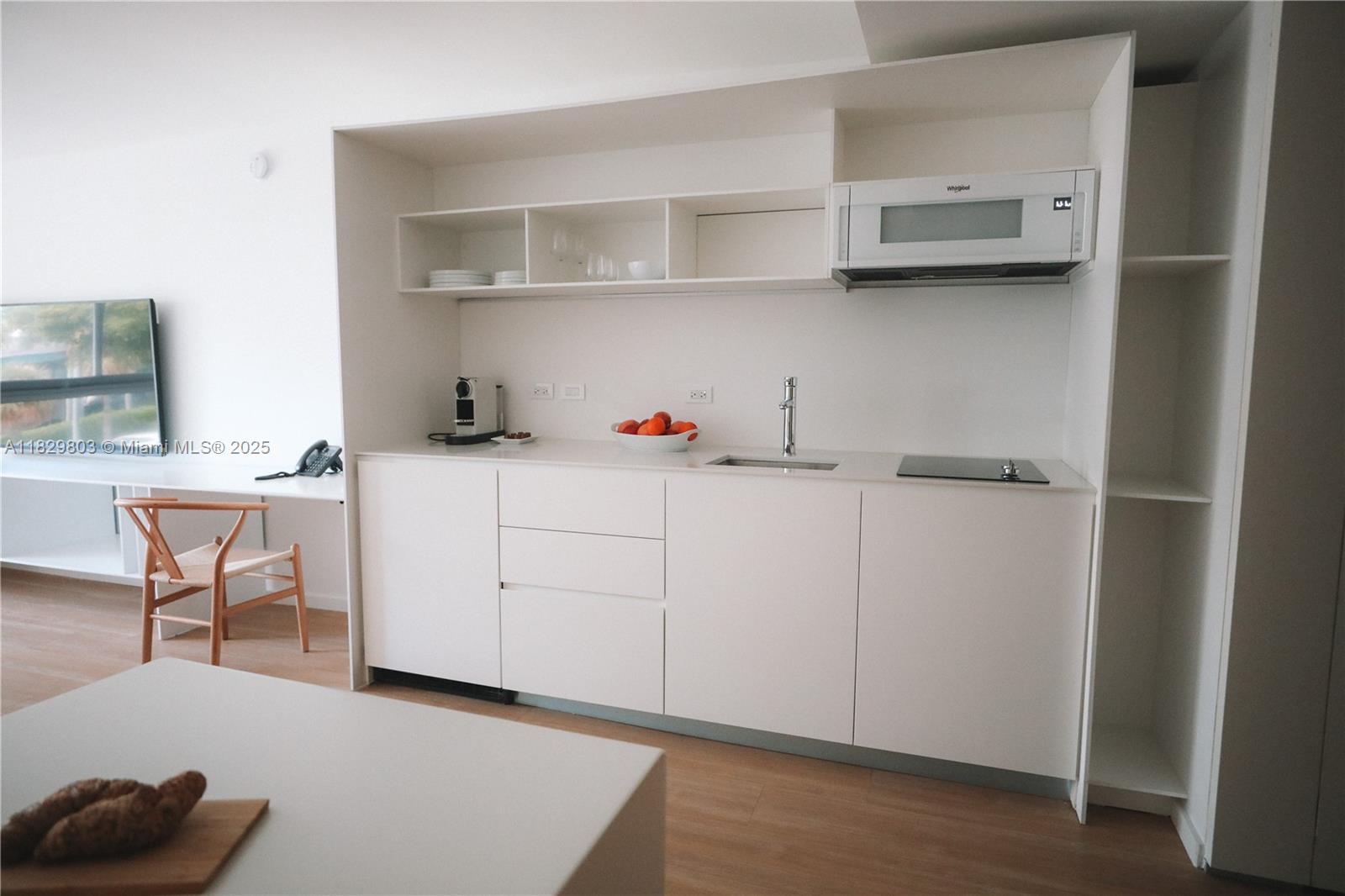 BAL HARBOUR RESUB - Residential Lease