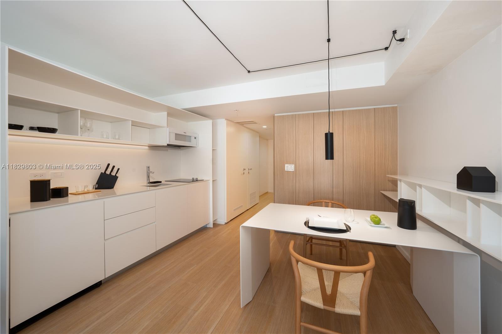 291 Bal Bay Dr 108