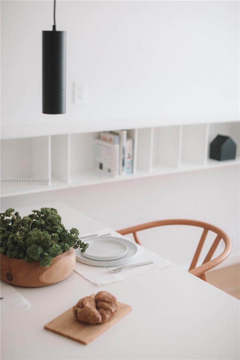 BAL HARBOUR RESUB - Residential Lease