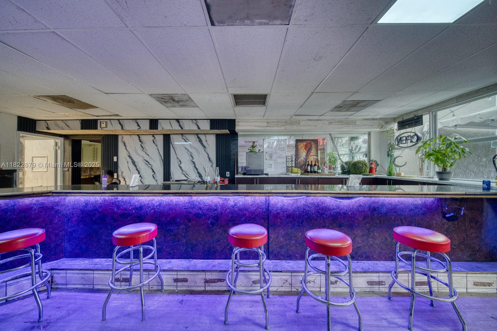 Industrial Warehouse Kitchen & Cafeteria For Sale In Hialeah