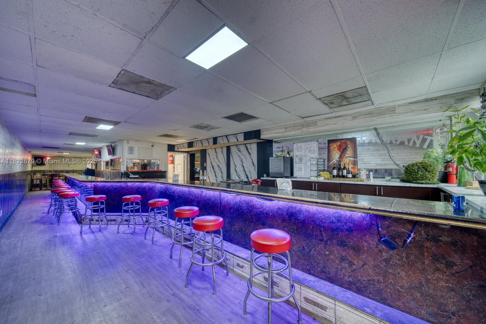 Industrial Warehouse Kitchen & Cafeteria For Sale In Hialeah