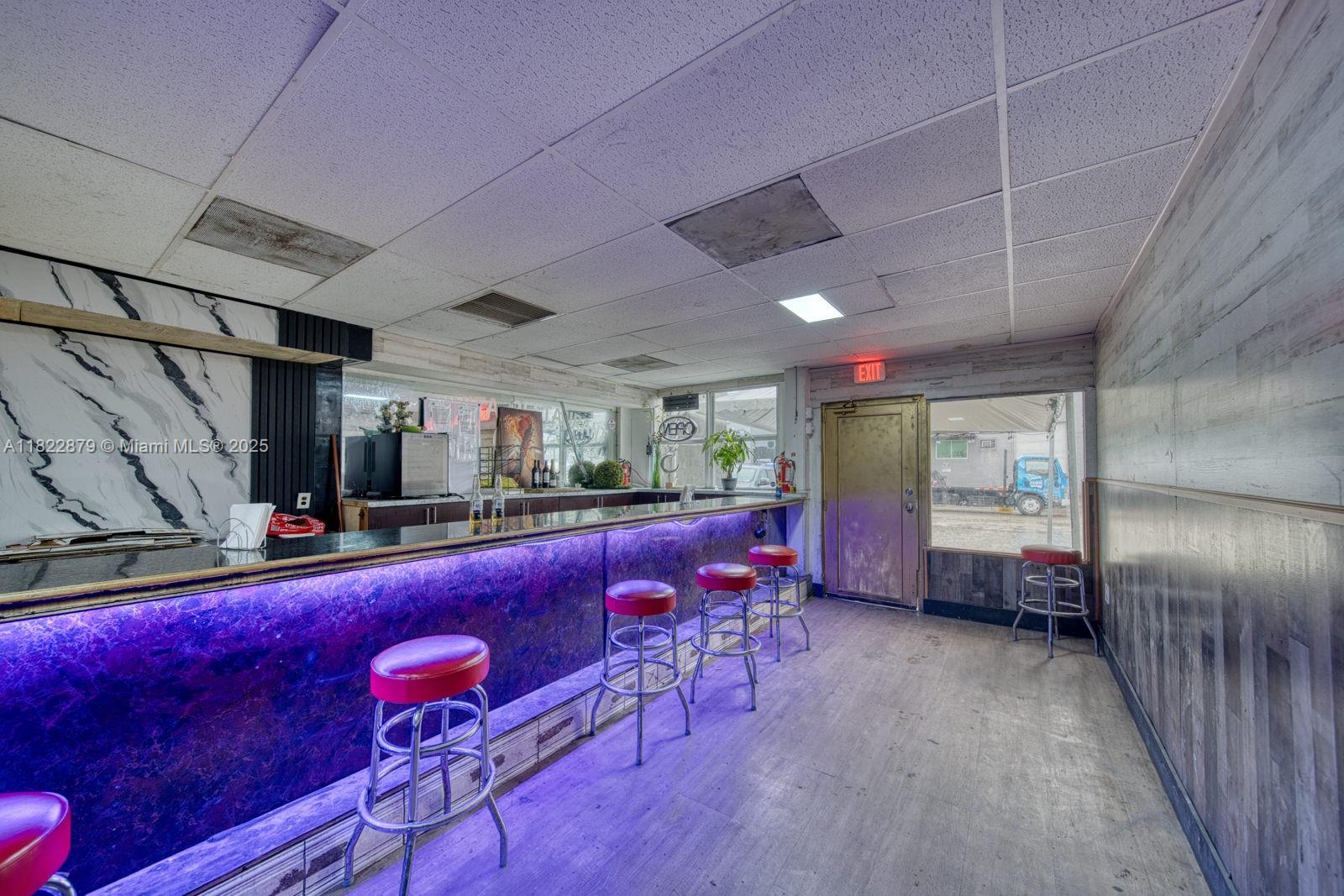 Industrial Warehouse Kitchen & Cafeteria For Sale In Hialeah