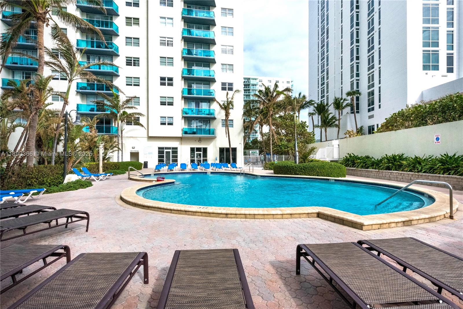 SIAN OCEAN RESIDENCES CON - Residential