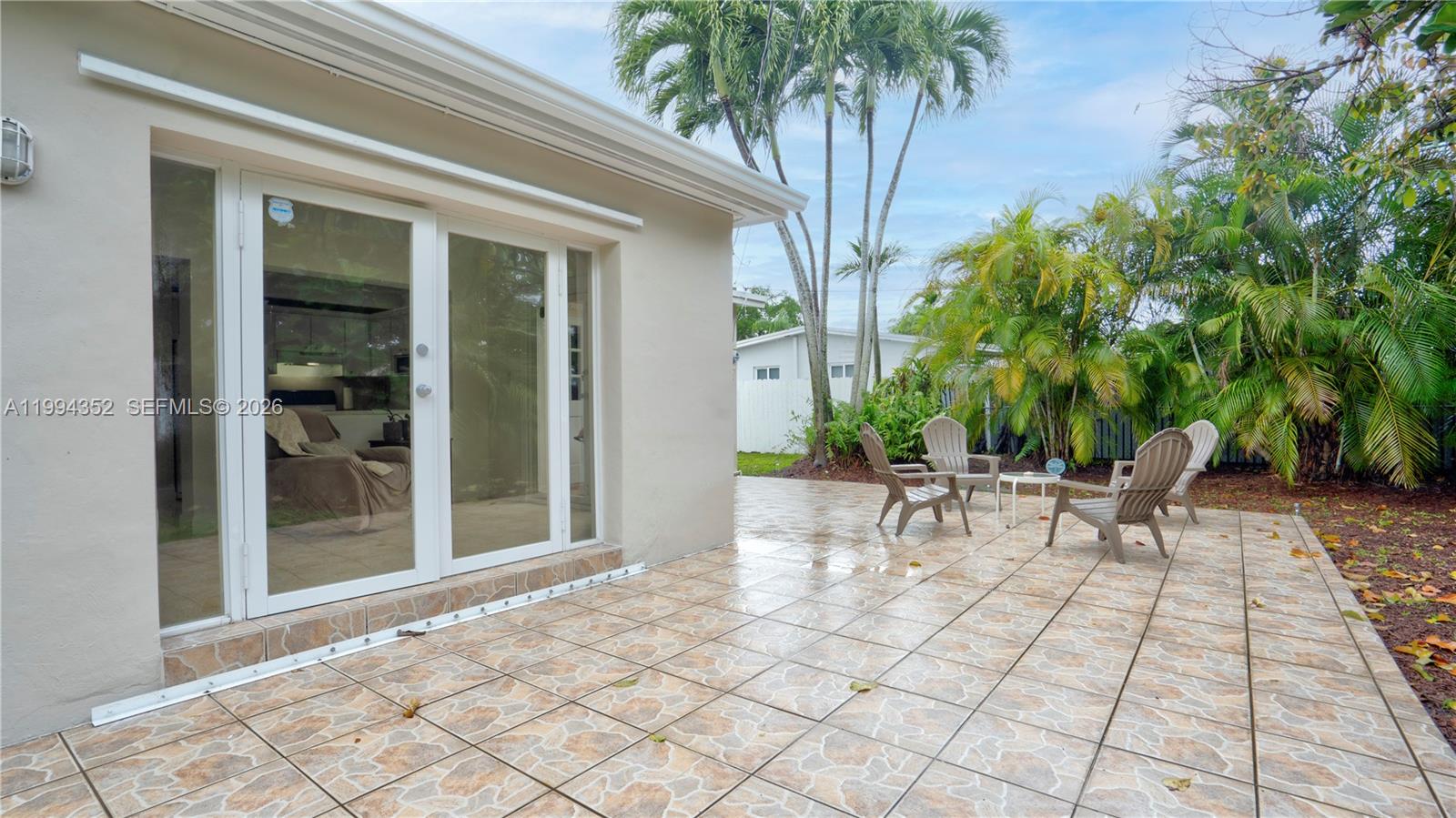 CORAL GARDENS - Residential