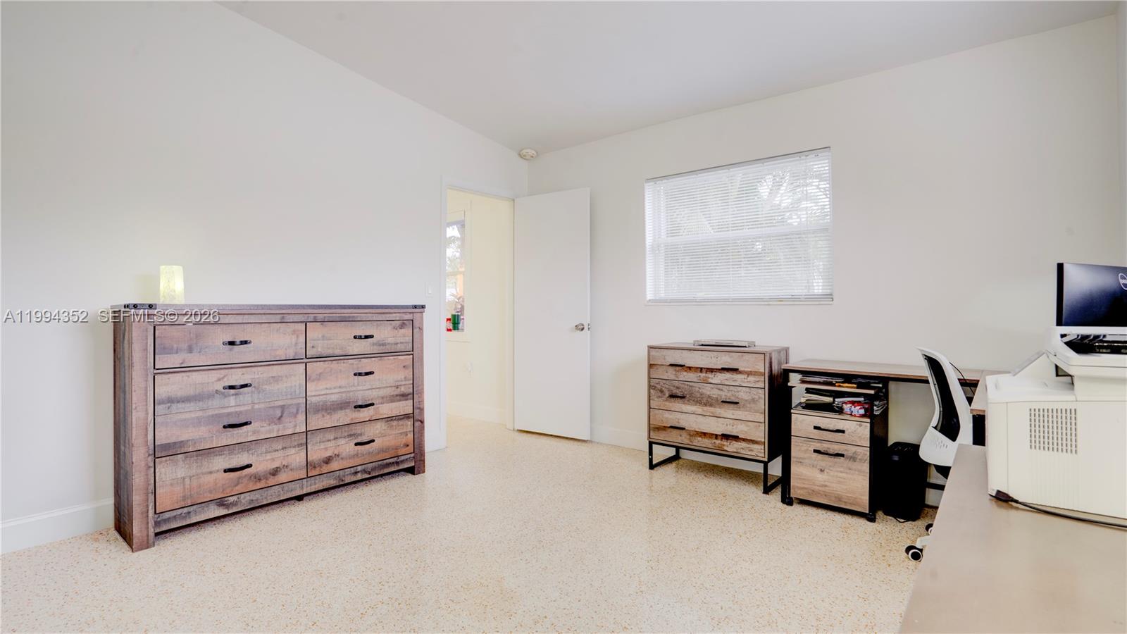 CORAL GARDENS - Residential